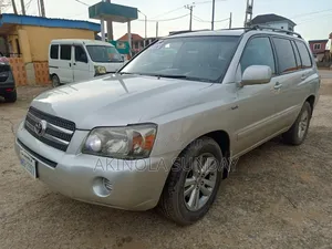 Toyota Highlander 2006 Silver
