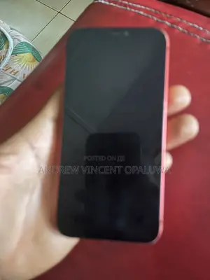 Apple iPhone 12 64 GB Red