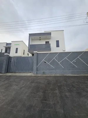 4bdrm Duplex in Omole Phase2 for rent