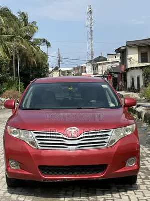 Toyota Venza AWD 2010 Red