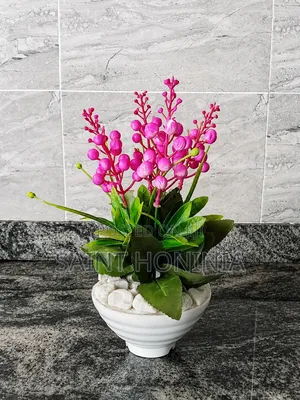 Luxury Artificial Flower Vase – Home Office Decoration.