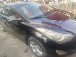 Hyundai Elantra 2013 Black