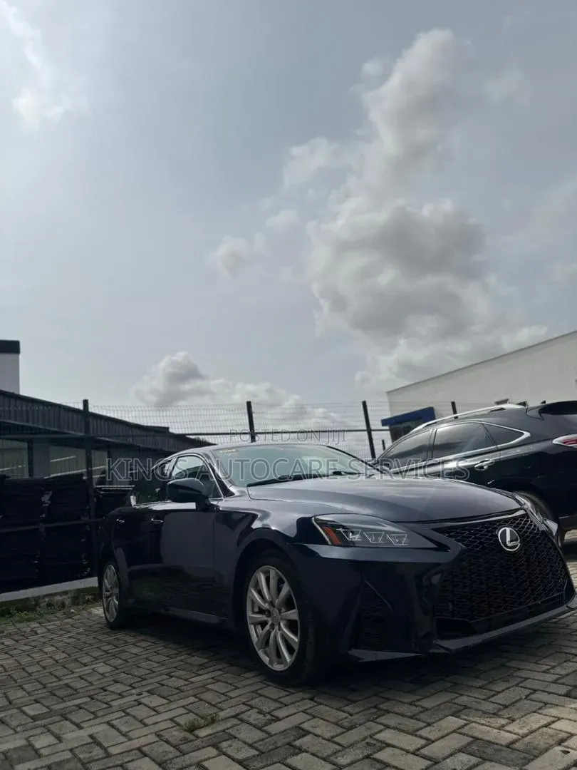 Lexus IS 2008 Blue