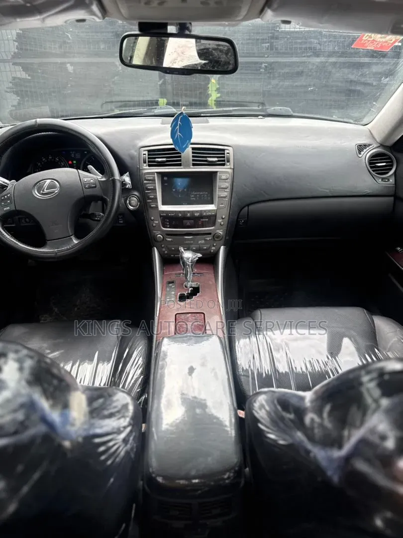 Lexus IS 2008 Blue