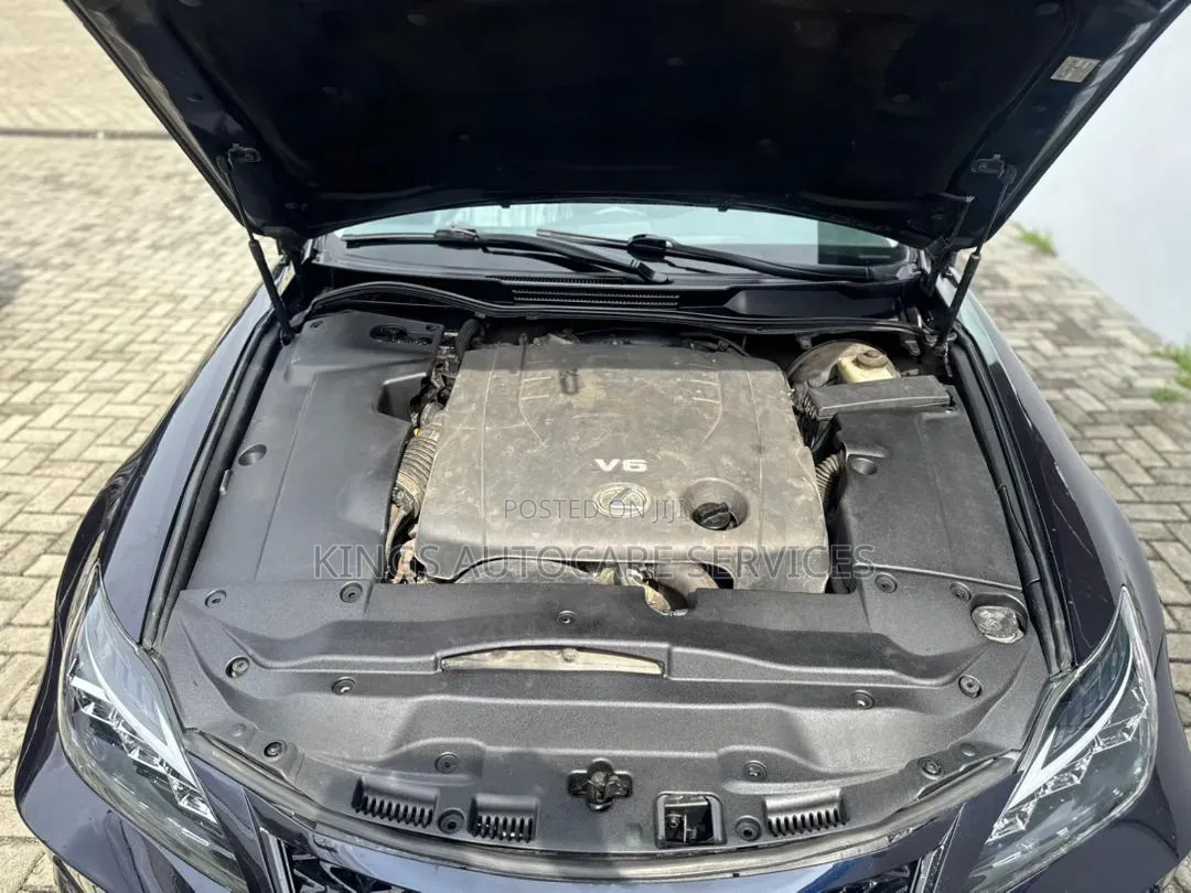 Lexus IS 2008 Blue