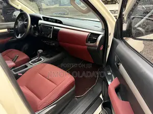 Toyota Hilux 2017 White