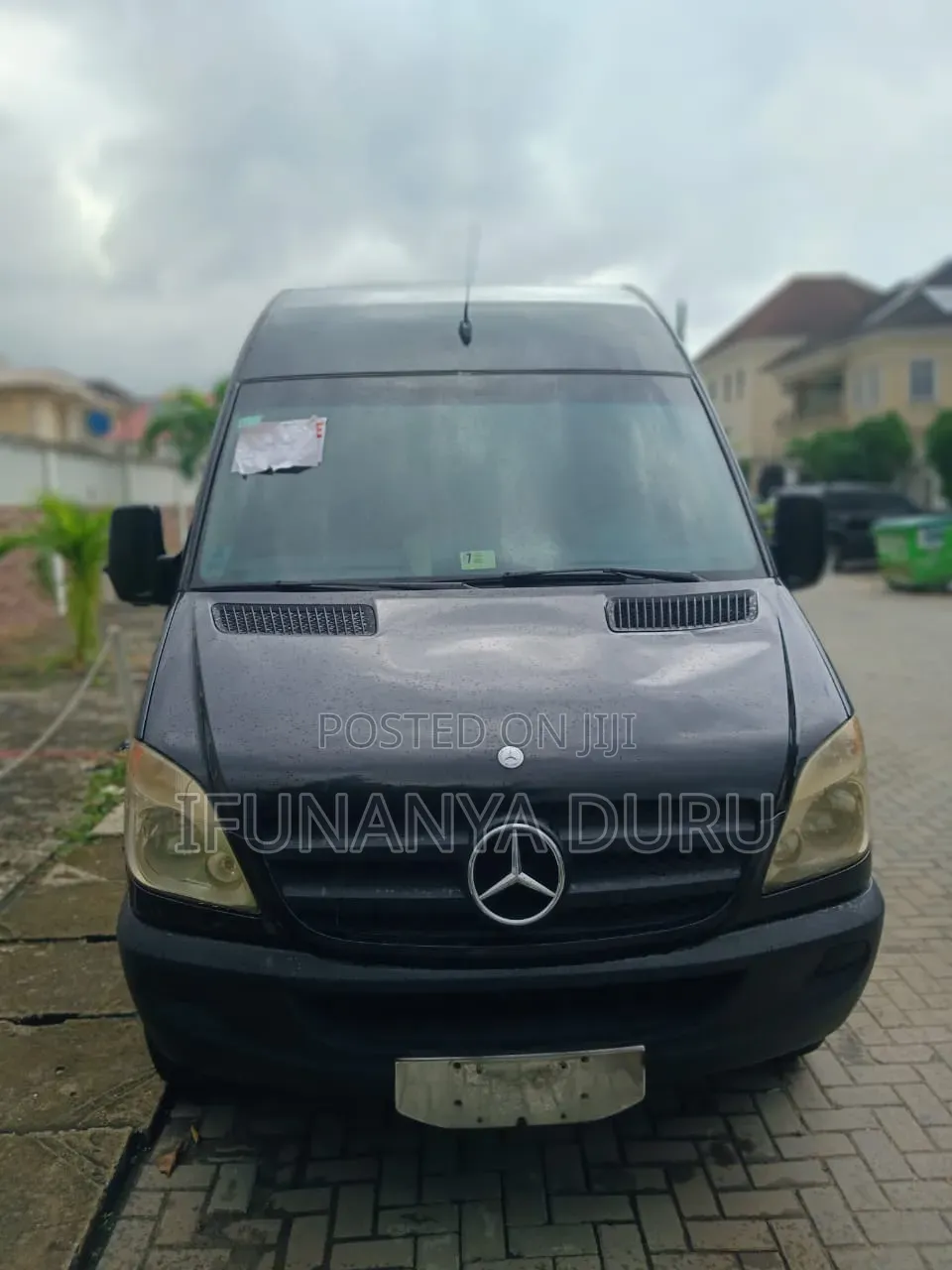 Mercedes-Benz Sprinter 2011 Black