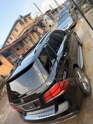 Mercedes-Benz GLE-Class 2016 Black