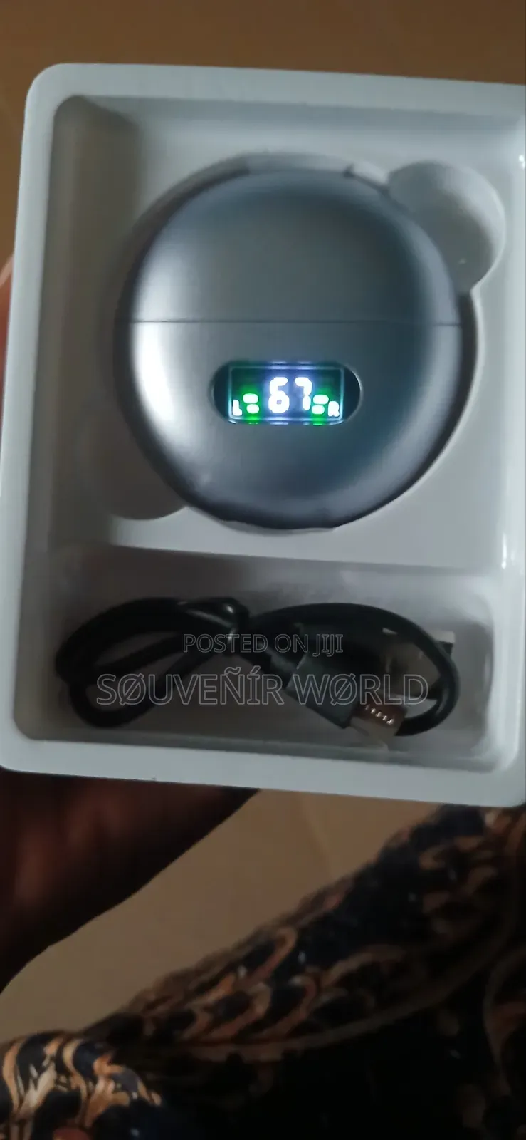 Wireless Bluetooth Earbuds With Digital Display Charging Case