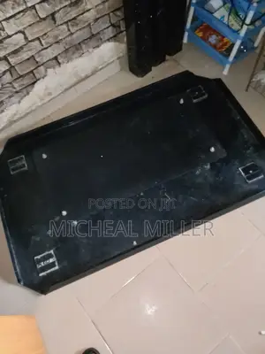 6 Seater Glass Dinning Table Top Only