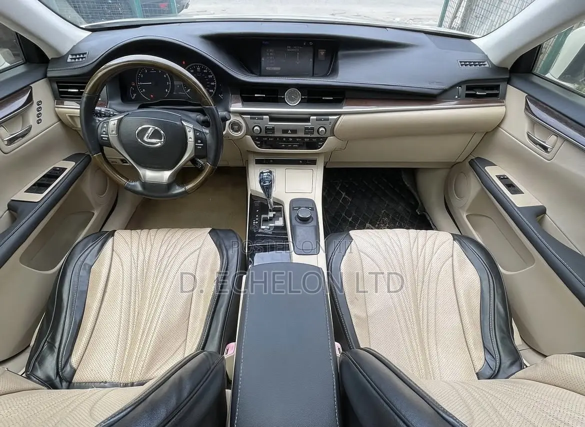 Lexus ES 2015 White