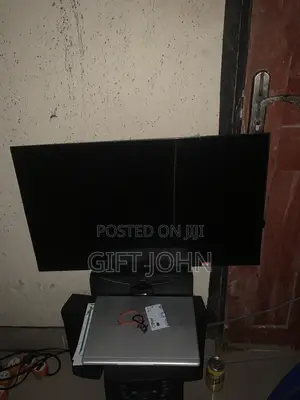 Lg Tv for Sale (Screen Fault)