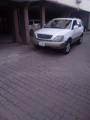 Lexus RX 2000 White