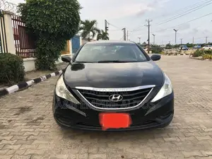 Hyundai Sonata 2013 Black