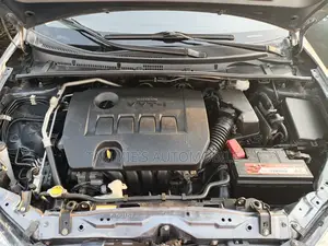 Toyota Corolla L 4dr Sedan (1.8L 4cyl 4A) 2015 Blue