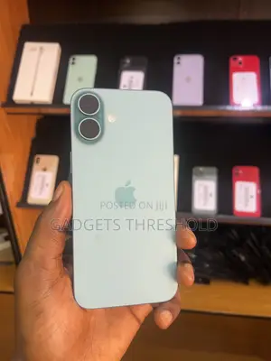 Apple iPhone 16 128 GB Green