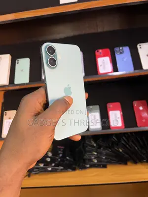 Apple iPhone 16 128 GB Green