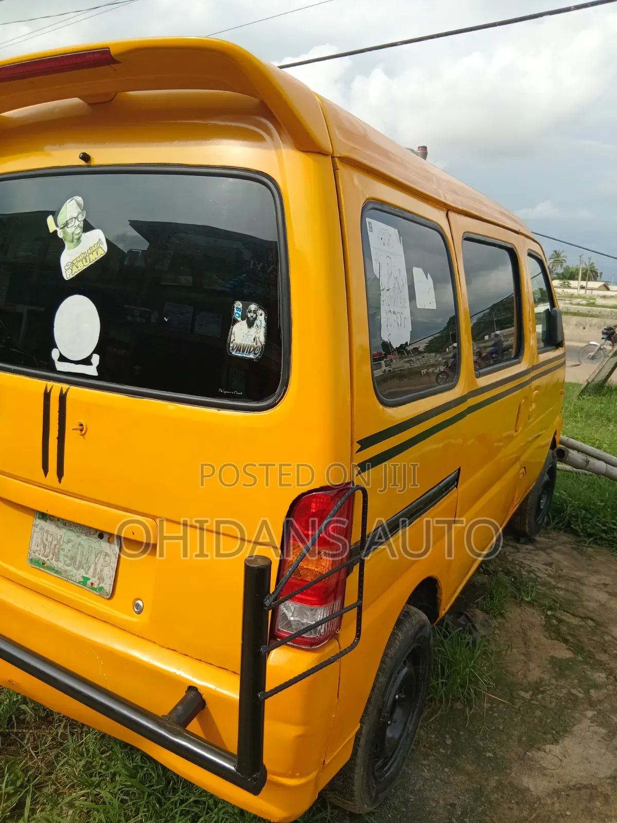 Suzuki Every 2010 Yellow