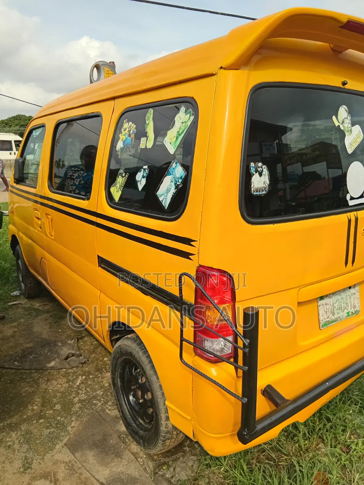 Suzuki Every 2010 Yellow