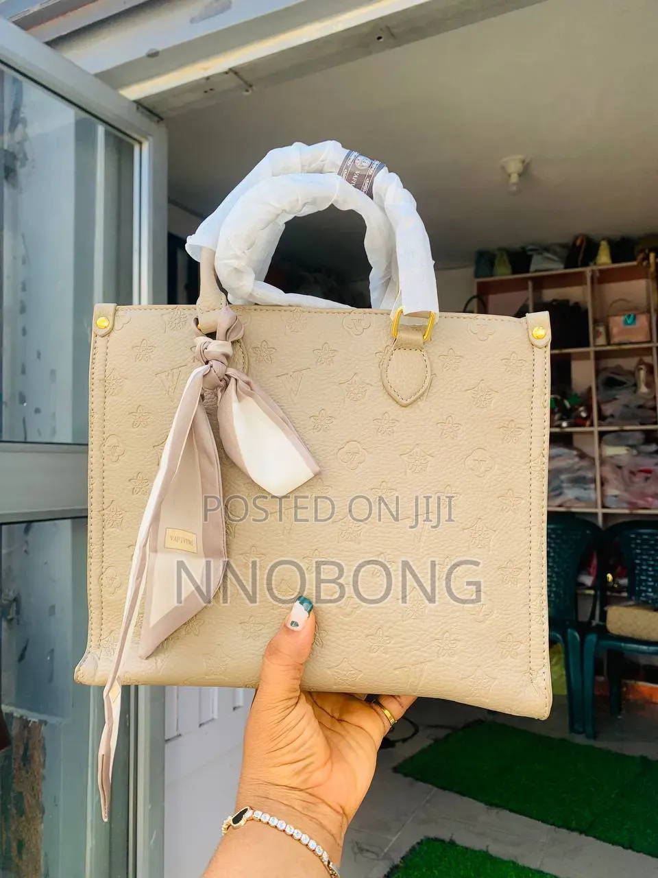 Big Size Vuitton Handbag
