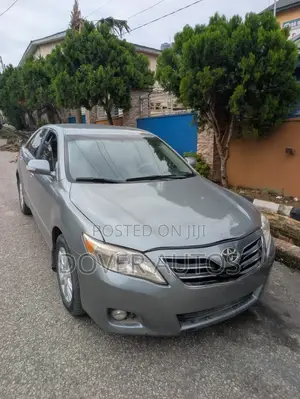 Toyota Camry 2009 Green