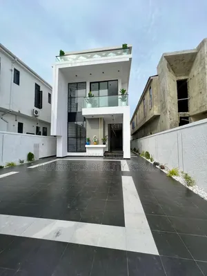 5bdrm Duplex in Ikota for sale