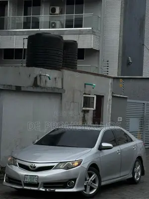 Toyota Camry 2013 Silver