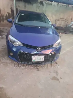 Toyota Corolla 2015 Blue