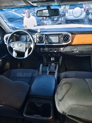 Toyota Tacoma SR5 2017