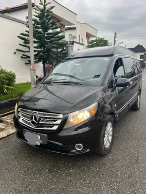 Mercedes-Benz B-Class 2016 Black
