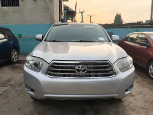 Toyota Highlander 2010 Silver