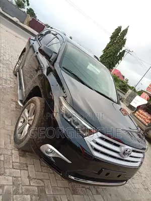 Toyota Highlander Limited 3.5L 2WD 2013 Black