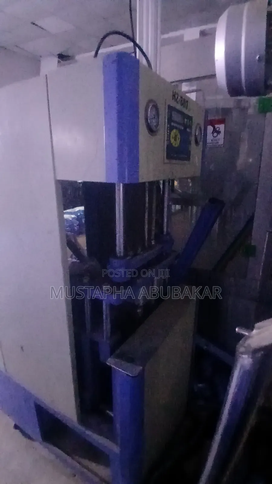 Semi Automatic Pet Blowing Machine