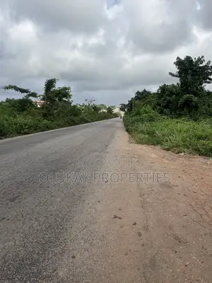 5acres Forsale at Ibadan Road Express Ile Ife
