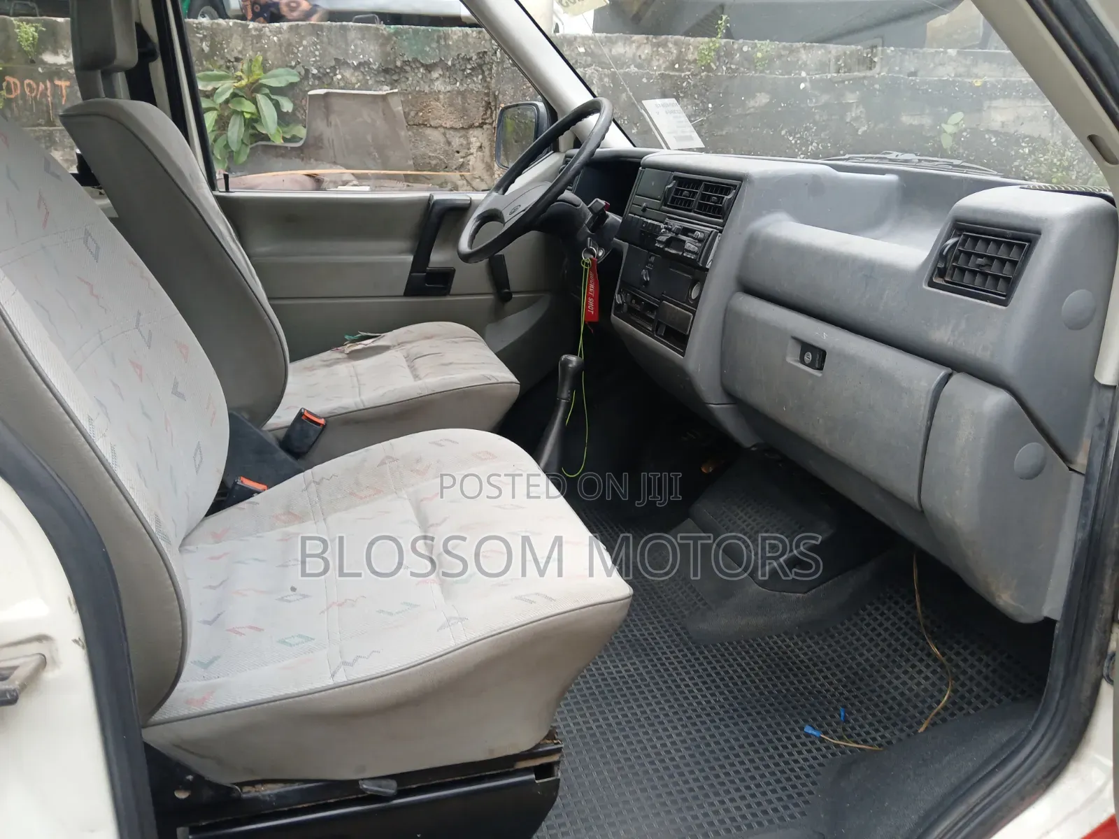 Volkswagen Transporter 2004 Blue