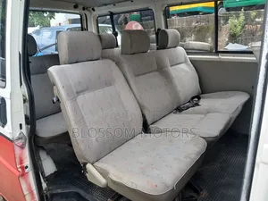 Volkswagen Transporter 2004 White