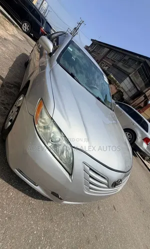 Toyota Camry 2009 Silver