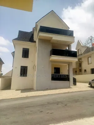 5bdrm Duplex in Asokoro for sale
