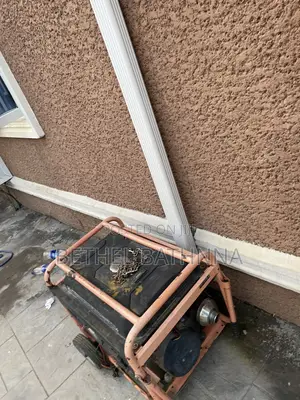 Generator Gen