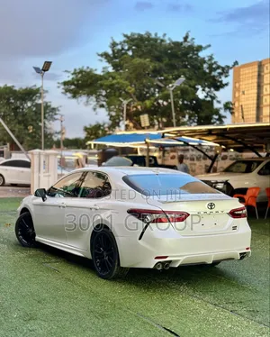 Toyota Camry 2024 White