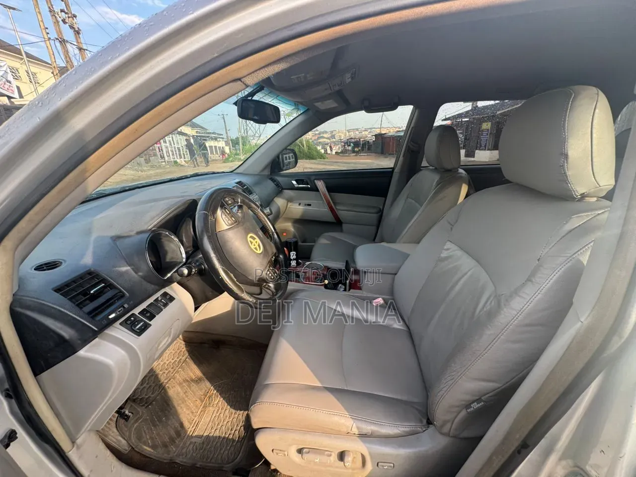 Toyota Highlander 2012 Silver