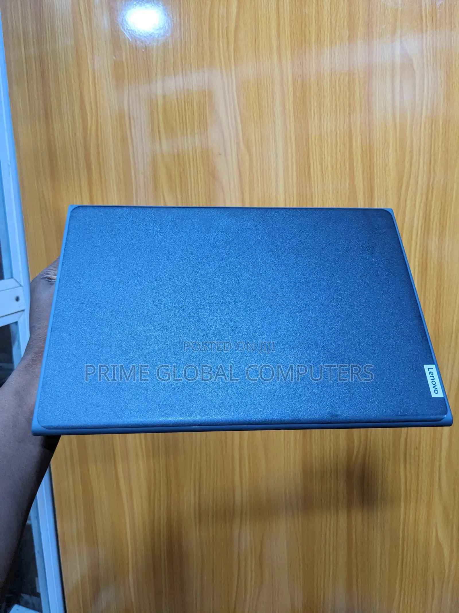 Laptop Lenovo 100e 4GB AMD SSD 60GB