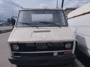 Tokunbo Fiat Iveco Mini Pick-Up Manual Transmission in Good Condition