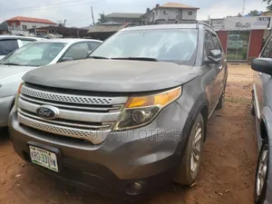 Ford Explorer XLT 4dr FWD (2.0L 4cyl 6A) 2011 Gray