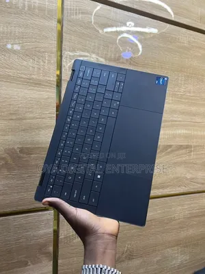 Laptop Dell Latitude 9440 32GB Intel Core i7 SSD 500GB