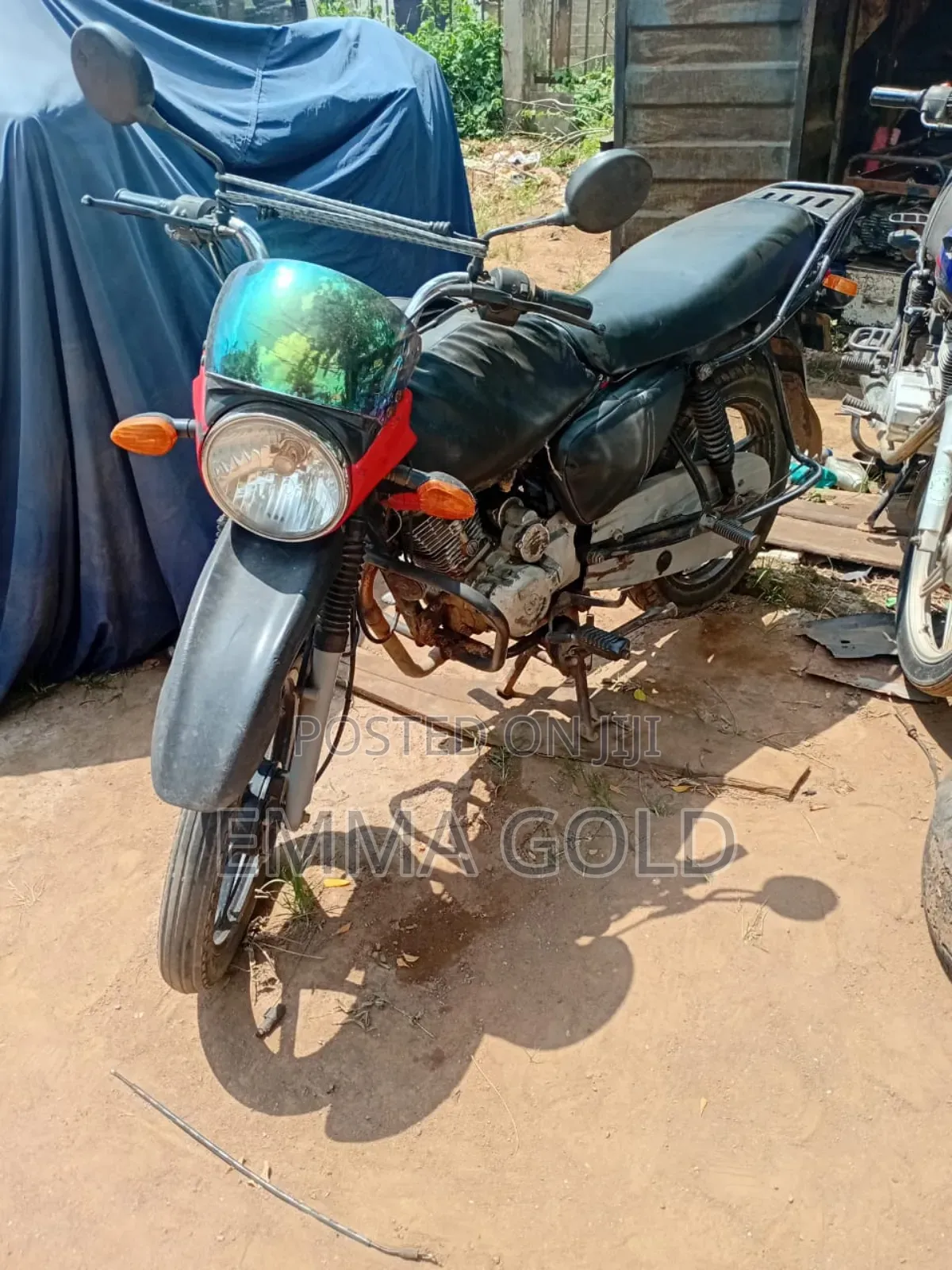 Honda CB 2016 Red