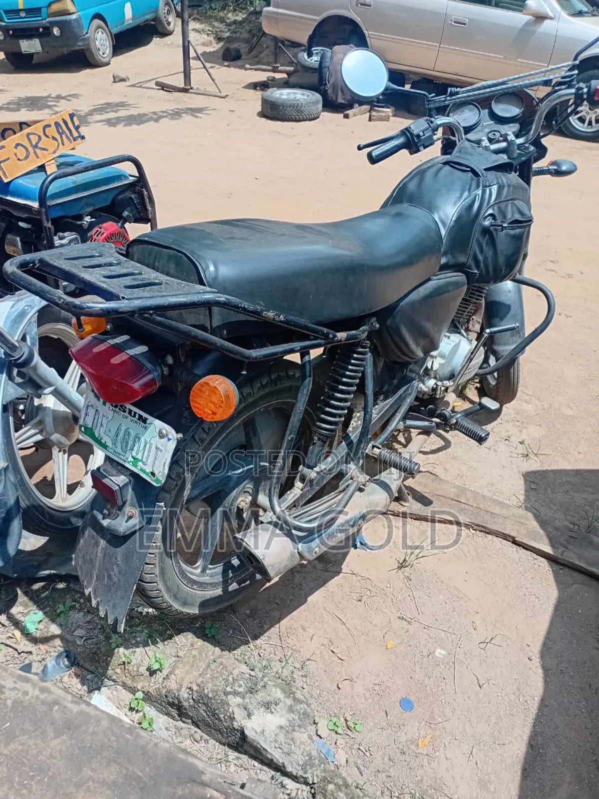 Honda CB 2016 Red