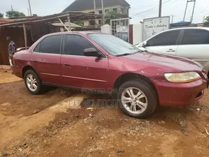 Honda Accord 2000 Red