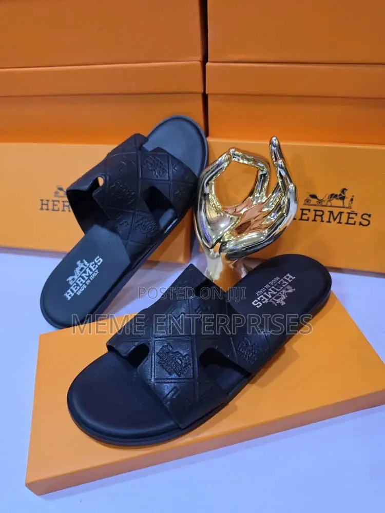 Serving Hot __Hermes.