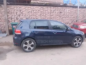 Volkswagen Golf 2005 Blue